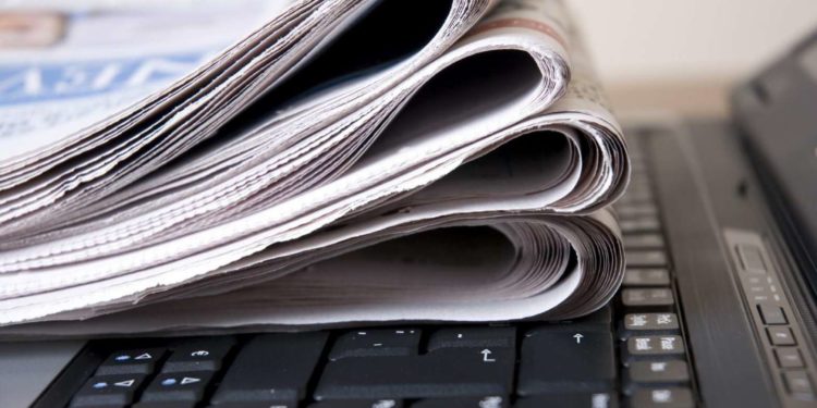 Садыр Жапаров: «Кылдат ой жүгүрткөн, кырдаалга калыс баа берген калемгерлер көп болсун»