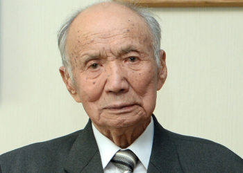 Жогорку Кеңеште Корчубек Акназаровдун 100 жылдыгына арналган форум өттү