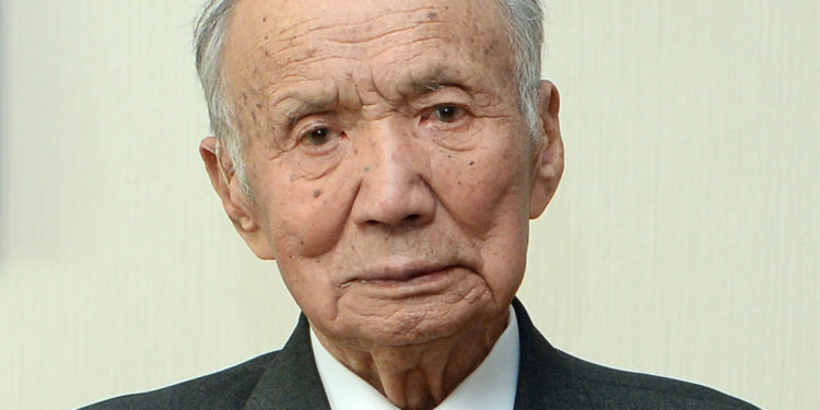 Жогорку Кеңеште Корчубек Акназаровдун 100 жылдыгына арналган форум өттү