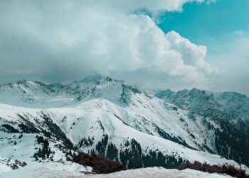 «Теке кубалап кеткен». Чүйдө тоого кеткен аңчы дайынсыз болуп жатат