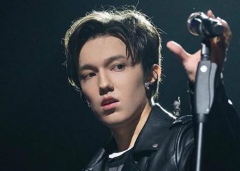 Димаш Кудайбергендин күйөрмандары анын жаңы образын сынга алышты