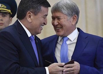 Депутат: «Сооронбай Жээнбеков кан досун Алмазбек Атамбаевди каматканда дүйнөгө шерменде болгонбуз»