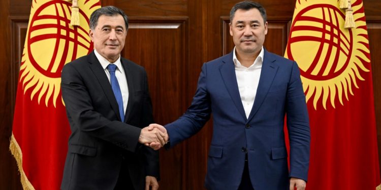 Президент Садыр Жапаров Өзбекстандын тышкы иштер министрин кабыл алды