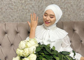 Ырчы Кызсайкал Кабылованын кыз узатуу тою өтүп жатат (видео)