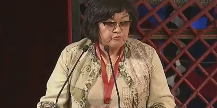 Жылдызкан Жолдошованын Элдик курултайда сүйлөгөн сөзү уу-дуу жаратты