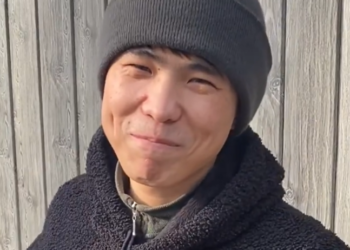 Шоумен Медер Камчыбеков: «Кошунанын жөжөлөрүн өлтүрүп, апамдан аябай катуу таяк жегем»