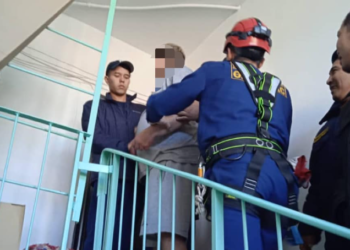 Бишкекте эркек киши 9-кабаттан боюн таштоого аракет кылды