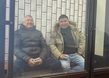 Массалык кармоо. Камакта калтырылган саясатчы жана жарандык активисттер