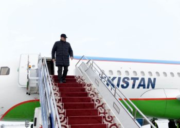 Бишкекке Өзбекстандын премьер-министри Абдулла Арипов келди