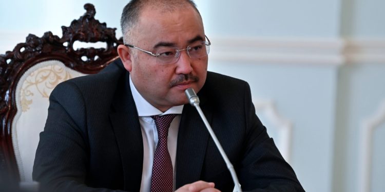 Төрага Нурланбек Шакиев Жогорку Кеңештин Координациялык кеңешинин жыйынын өткөрдү