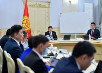 Азиздер жана дүлөйлөр коомуна суу жана газ үчүн төлөмдөргө 50 пайыздык жеңилдик белгиленет