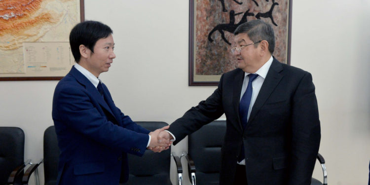 Япон компаниясы Кыргызстанда ГЭС курууга ниет кылууда