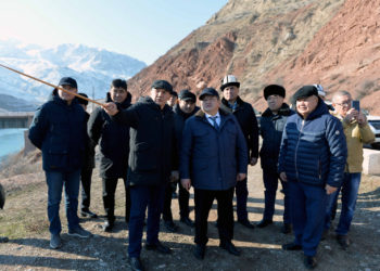 Акылбек Жапаров Токтогул ГЭСине барды