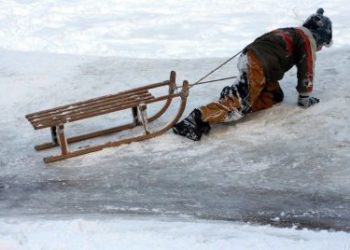 1-январдан 8-январга чейин өлкөдө жаңы жылдык эс алуу күндөрү жарыяланды