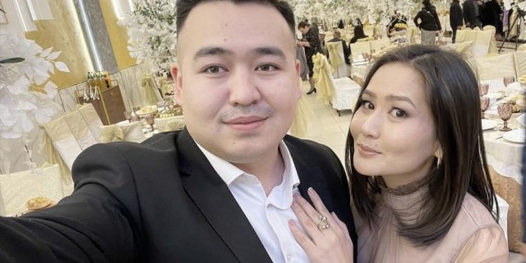 Ырчы Адилет Азимов кырк жылкылуу болду