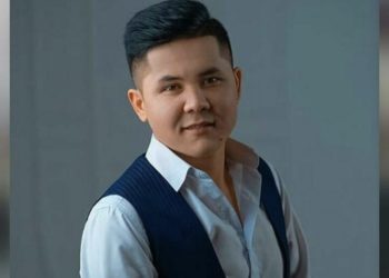 Ырчы Бекжан Темирхандын ата-энесине үй алып беришти