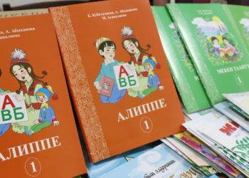 Депутат: «Аравандагы мектептерде 1ден эле кыргыз класс бар. Өзбек класстар 19, орус класстар 5-6га жетет»