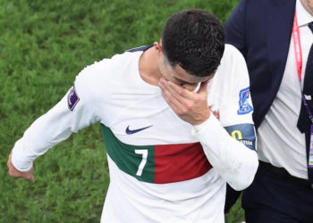 Португалия Мароккого утулуп калган беттештен кийин Роналду көзүнө жаш алды