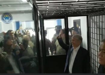 Алмазбек Атамбаев: «Бул менин түрмөдөгү төртүнчү декабрым»