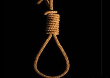 «Балдарымды кошо ала кетем». Казакстанда 38 жаштагы киши 3 баласы менен асынган абалда табылган