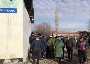 Өзгөндөгү лицейде көз жумган 16 жаштагы өспүрүм. Жакындары эмне дешет?