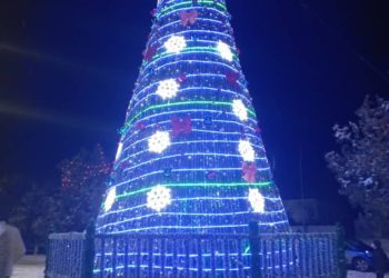 Былтыр да өрт жалмаган. Кара-Көл шаарындагы жаңы жылдык балаты өрттөнүп кетти