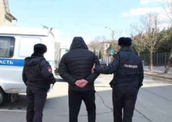 Москва шаарында мекендештеринен опузалап акча талап кылган эки Кыргыз жараны кармалды