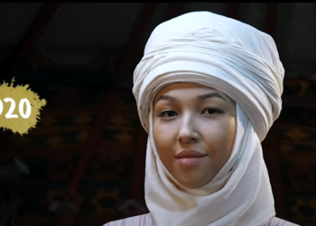 Кыргызстанда акыркы 100 жылда мода кандай өзгөргөн? Көз жоосун алган видео