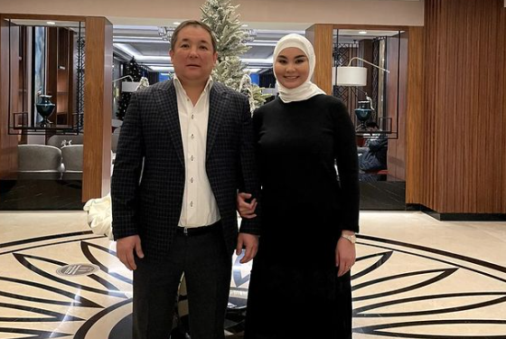 Алып баруучу Нурзат Токтосунова жолдошу менен түшкөн сүрөтүн жарыялады