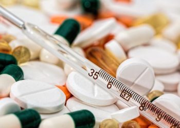 Кыргызстанда бир суткада курч респиратордук вирус жана сасык тумоо менен 9,8 миң адам катталды