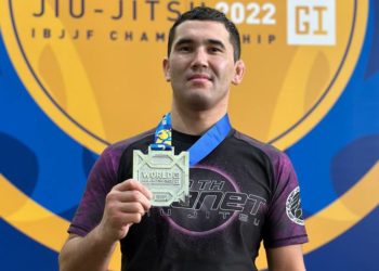 Кыргызстандык Абдылдабек Кекенов джиу-джитсу боюнча Дүйнө чемпиондугунда күмүш медаль багындырды