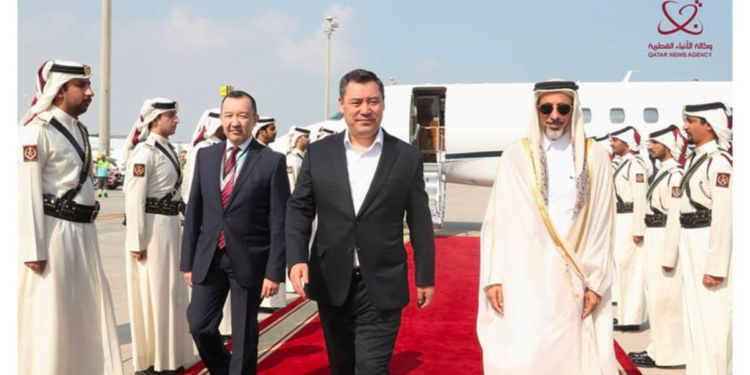 Садыр Жапаров Катарга барган учактын күйүүчү майы гана төлөндү