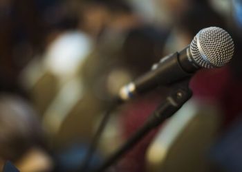 Салык кызматы: «Ырчылар да ККМди колдонушу керек»