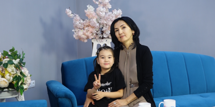 Мурдагы башкы прокурор Аида Салянованын кызы кайрадан Кыргызстандын шахмат боюнча чемпиону болду