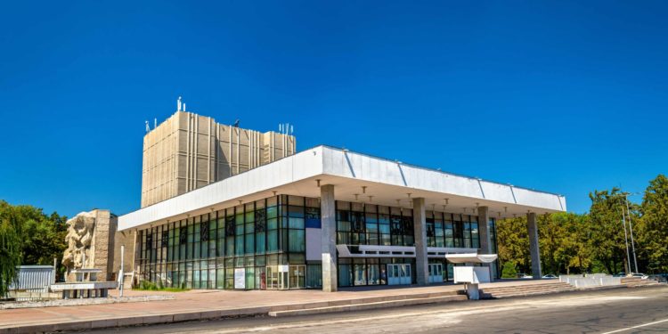 Кыргыз драма театрынын январь айындагы репертуары