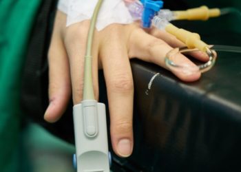 «Баласы ысык сууга күйгөн». Таласта жылыткыч жарылып, 34 жаштагы аял көз жумду