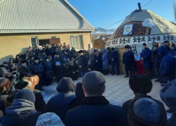 Малик Аликеевди акыркы сапарга узатуу зыйнаты өтүп жатат