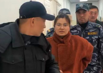 Журналист Санрабия Сатыбалдиева менен анын операторунун иши сотко өттү