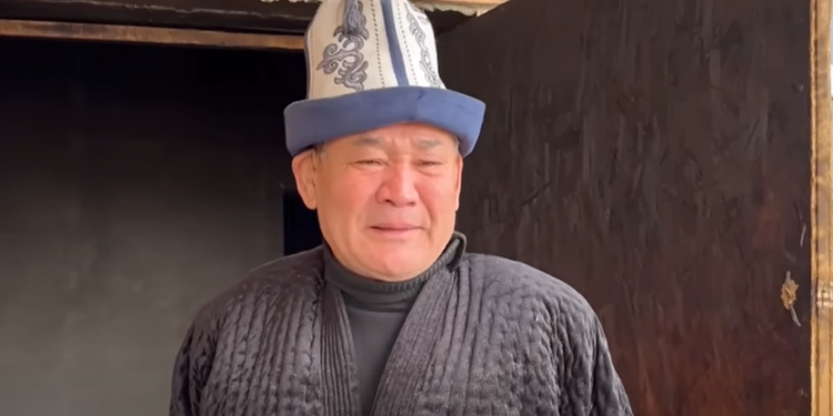 Кадамжайда бир үй-бүлөнүн өмүрүн алган окуя. Маркумдун атасы «31-декабрда туугандарды чакырам, сиз да келиңиз деген» дейт