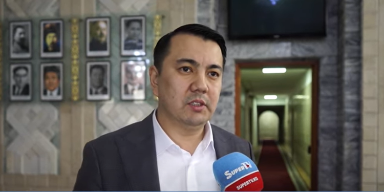 Марлен Маматалиев: «Электр энергиясынын тарифин көтөрүү менен бардык маселе чечилбейт»