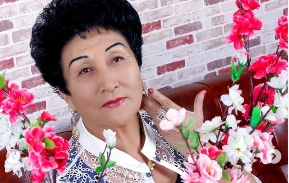 «Ооруган көңүлдү ким айыктырат?» Гүлшайыр Садыбакасова кызматтан кетүү үчүн арыз жазганы келе жатканын айтты