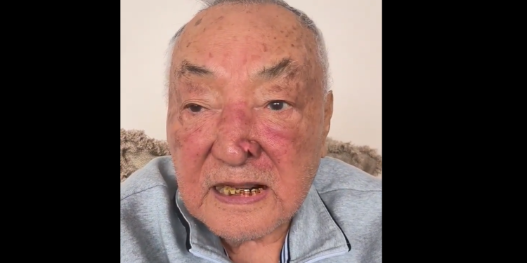 «Кечиктирип барса, дарыгердин күнөөсү жок». Мамакеев баланын каза болушу, дарыгерлердин камалышы боюнча үн катты