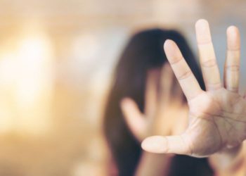 Бишкекте зомбулукка кабылган балдар каякка кайрылса болот? Номурлар