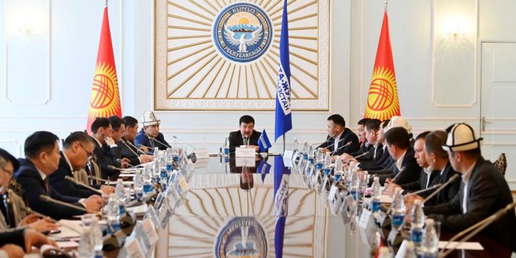 Бүргөндүнүн тургундары ылай суу ичкендиктен, ал аймак жугуштуу инфекциялык оорулардын уюгуна айланган