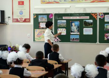 «Кыргыз эл баатыры» наамы, батир, 1 миллион сом». Каныбек Иманалиев мугалимдерге дагы эмнелерди убада кылды?