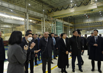 Төрага Нурланбек Шакиев Hyundai Motor Company ишканасынын заводуна барды