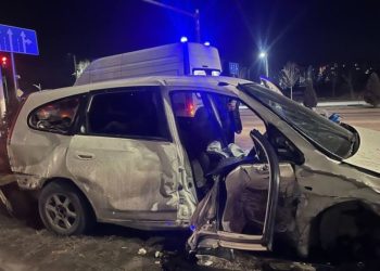 Бишкекте эки унаа сүзүшүп, 2 адам каза болгону айтылды (видео)