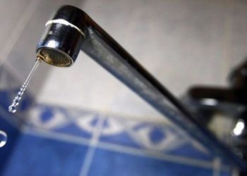 «Элдик кабарчы»: «Бишкекте 10-11 үй 5 айдан бери суусуз отурабыз. Кыйналып кеттик»