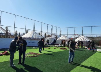 Кыргызстандан жөнөтүлгөн боз үйлөр Түркияда тигиле баштады