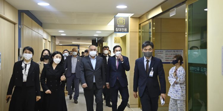 Төрага Нурланбек Шакиев Кореядагы Кемёнг университетине барды